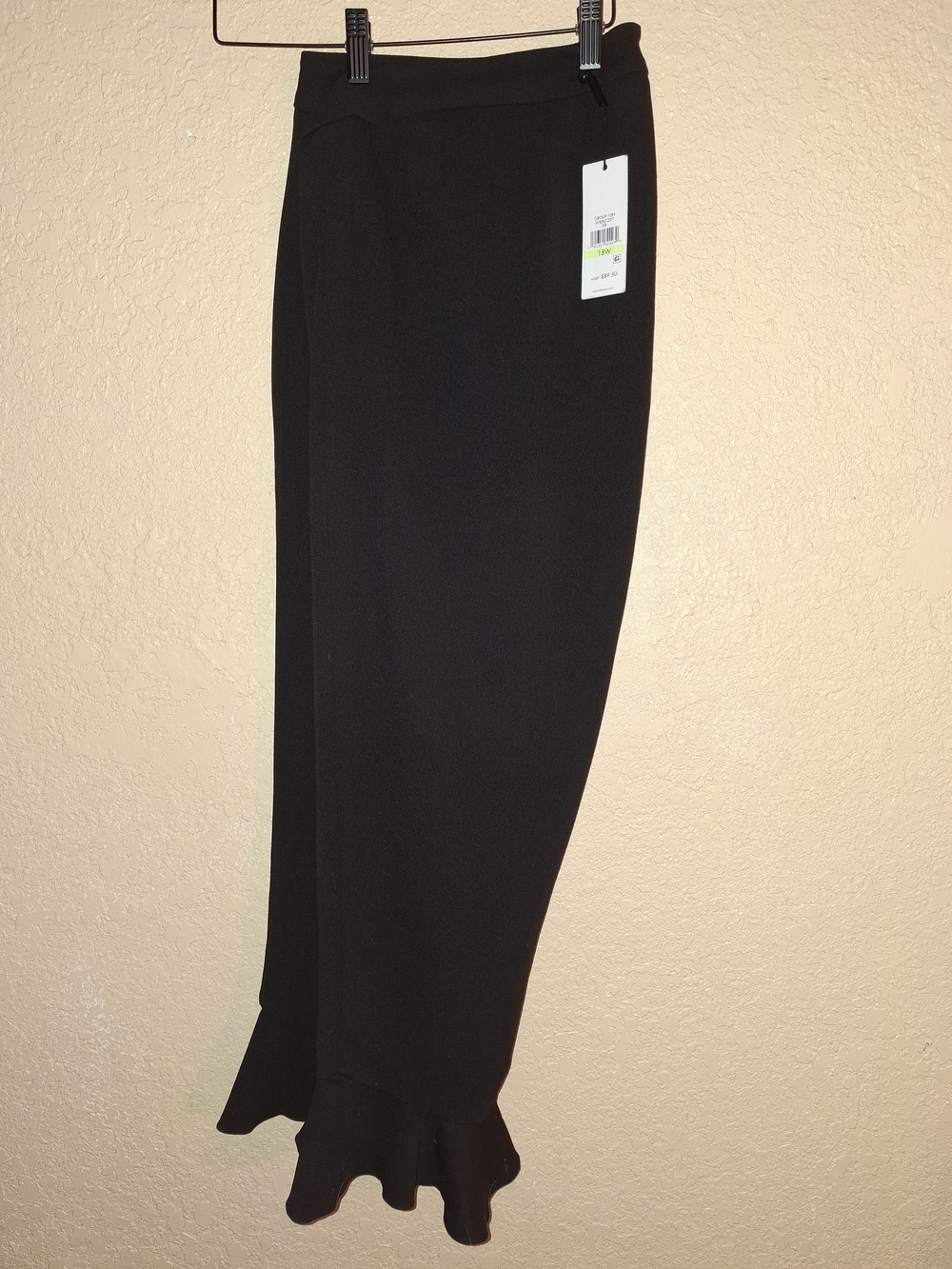 Calvin Klein Womans Black Ruffle Hem Dress Pants 20W 2X